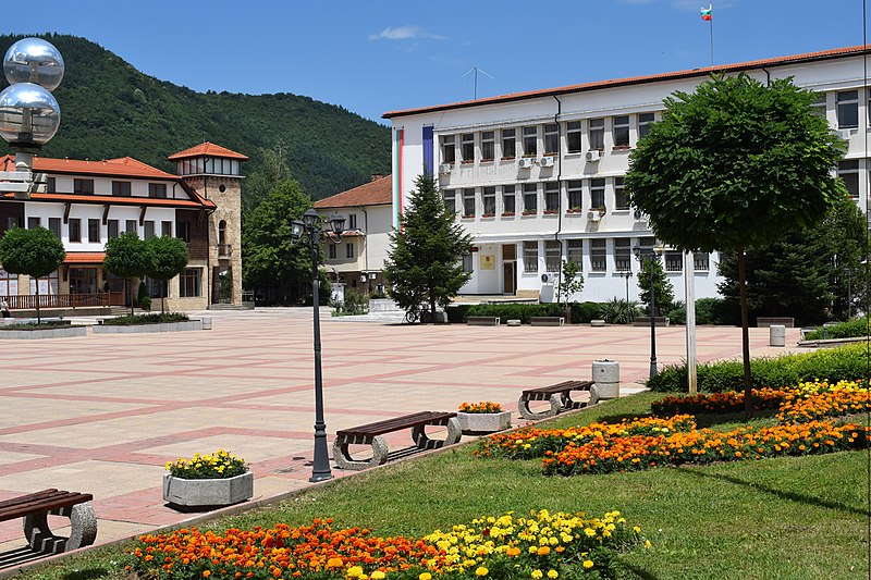 Град Етрополе