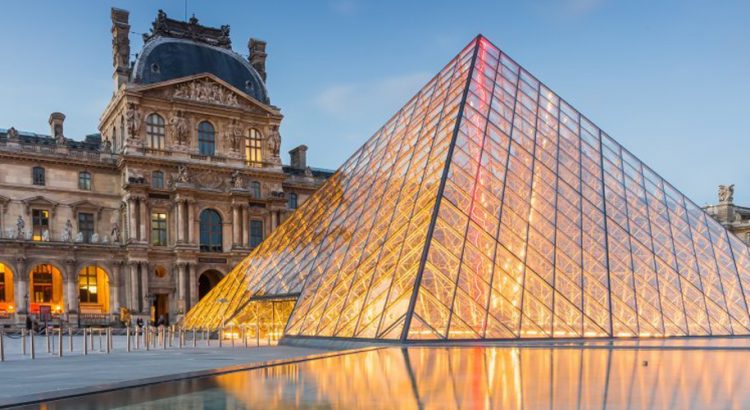 Лувъра във Франция е сред най-посещаваните дестинации